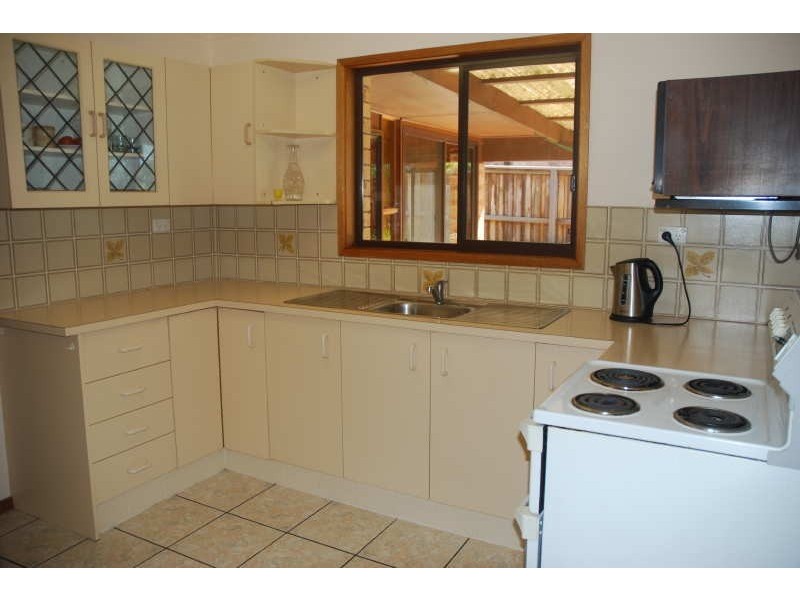 13 Farrelly Place, Bomaderry NSW 2541