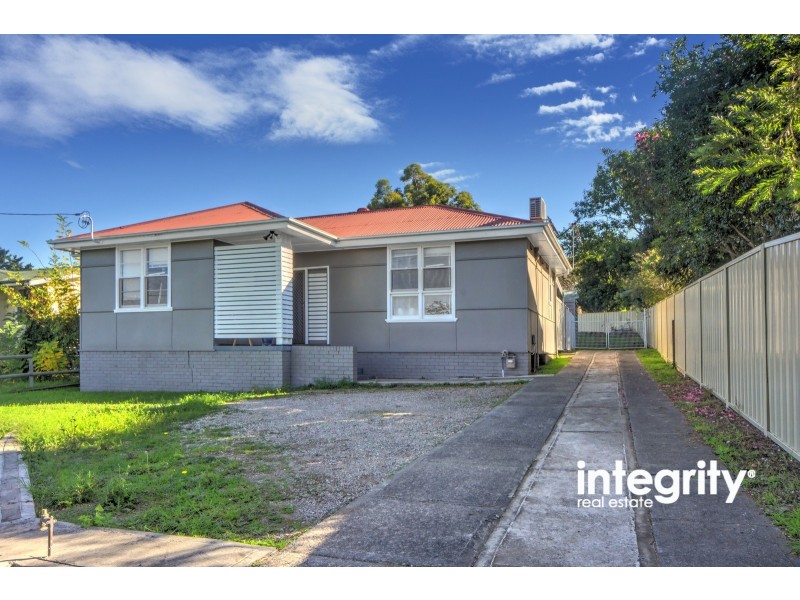5 Elizabeth Avenue, Nowra NSW 2541