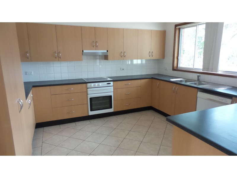 240 Illaroo Road, North Nowra NSW 2541