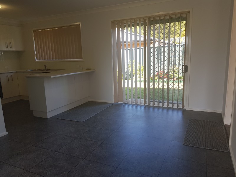 3/3 Brodie Close, Bomaderry NSW 2541