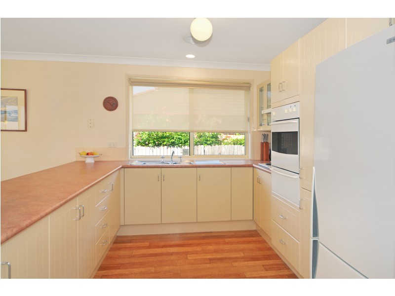 8 Mountain Ash Place, Worrigee NSW 2540