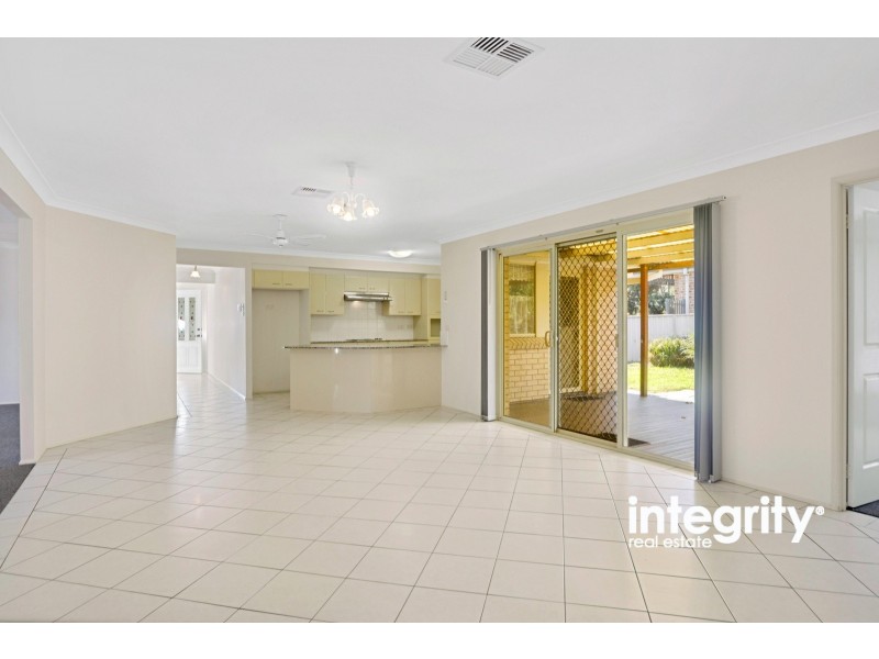 33 Golden Grove, Worrigee NSW 2540