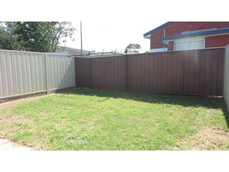 2/61 Wallace Street, Nowra NSW 2541