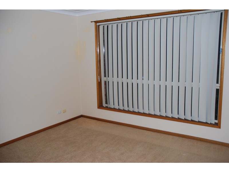 7 Formby Close, Bomaderry NSW 2541