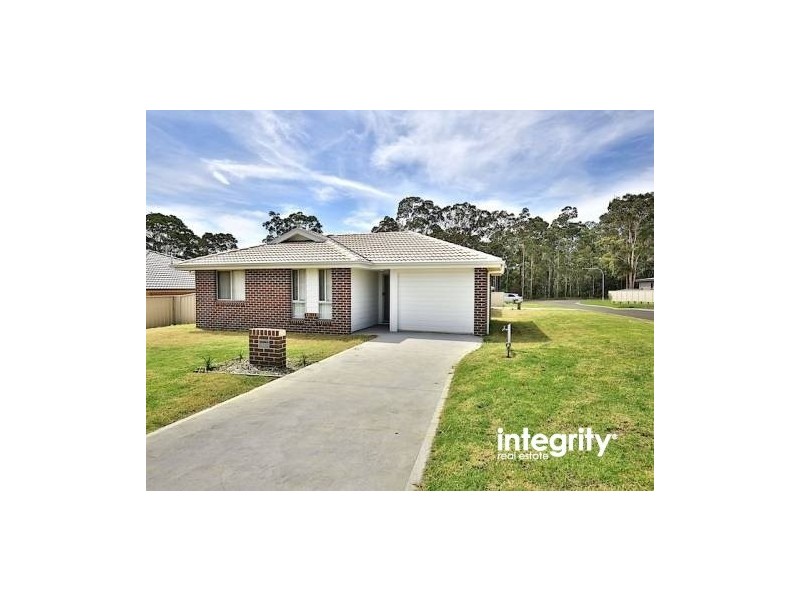 2 Flannelflower Avenue, West Nowra NSW 2541
