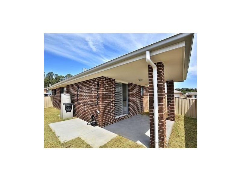 2 Flannelflower Avenue, West Nowra NSW 2541