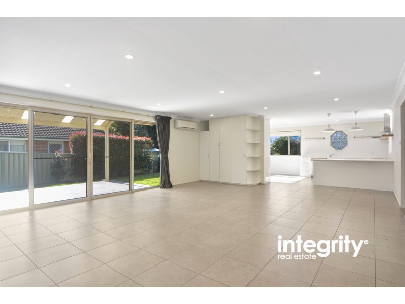 5 Katela Avenue, Bomaderry NSW 2541