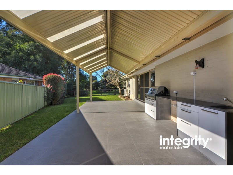 5 Katela Avenue, Bomaderry NSW 2541
