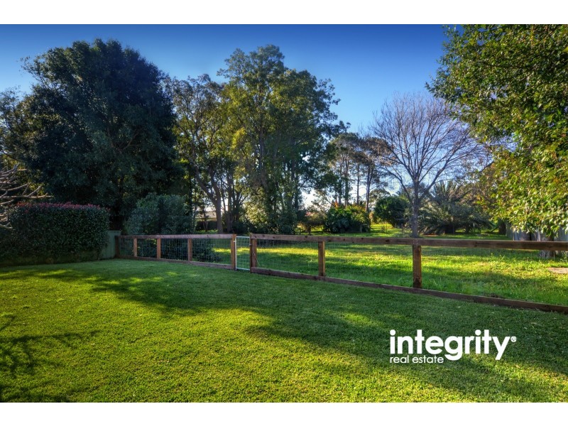 5 Katela Avenue, Bomaderry NSW 2541