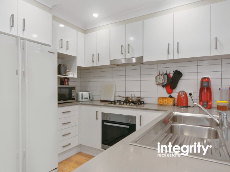 21 Fairview Crescent, Sussex Inlet NSW 2540