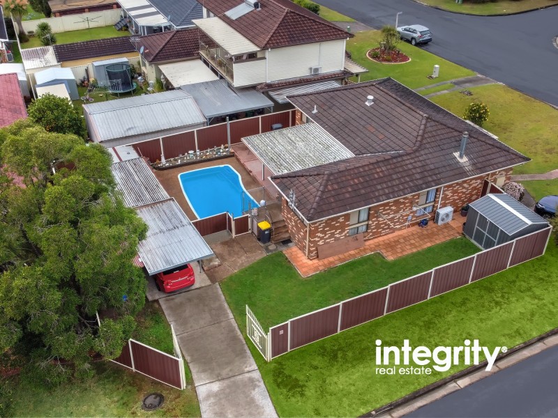 5 Yeovil Drive, Bomaderry NSW 2541