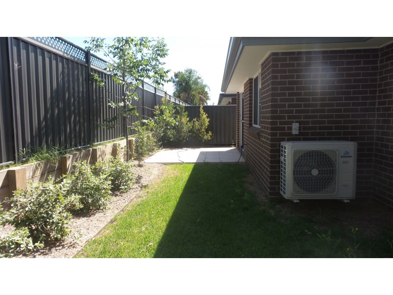 8/50 Isa Road, Worrigee NSW 2540