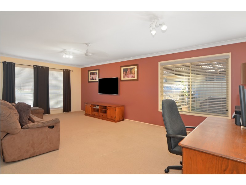 6 Golden Ash Close, Worrigee NSW 2540