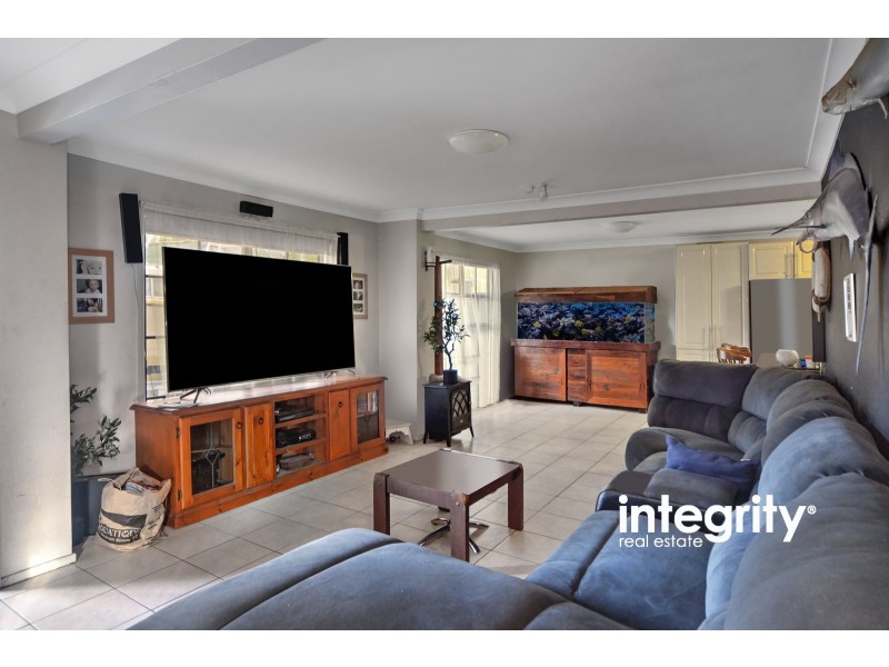 1 Yalwal Road, West Nowra NSW 2541