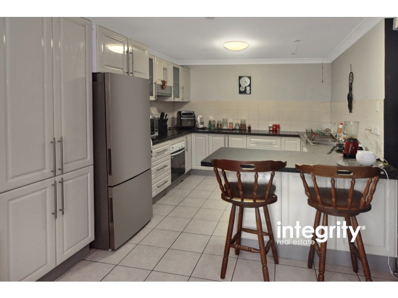 1 Yalwal Road, West Nowra NSW 2541