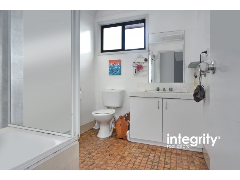 1 Yalwal Road, West Nowra NSW 2541