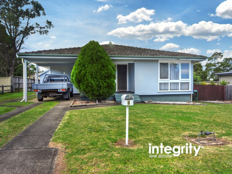 8 Neale Place, Bomaderry NSW 2541
