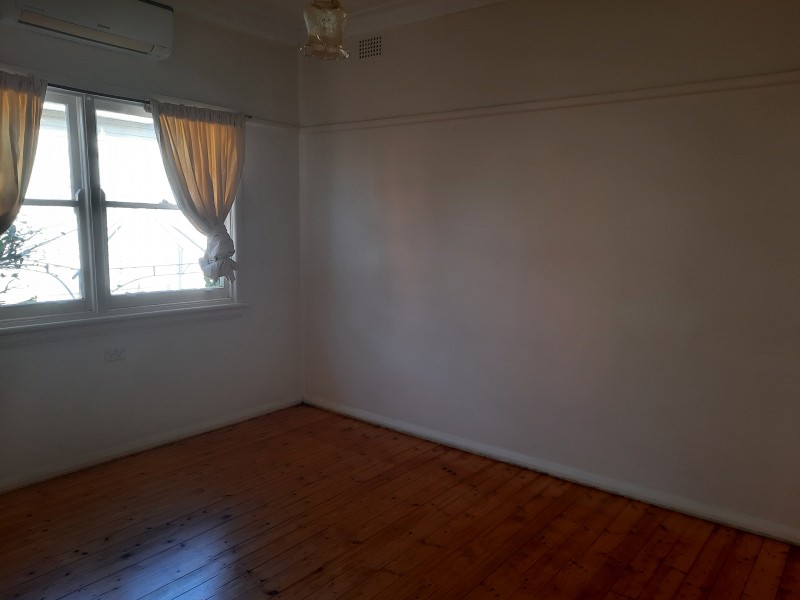 11 Osborne Street, Nowra NSW 2541