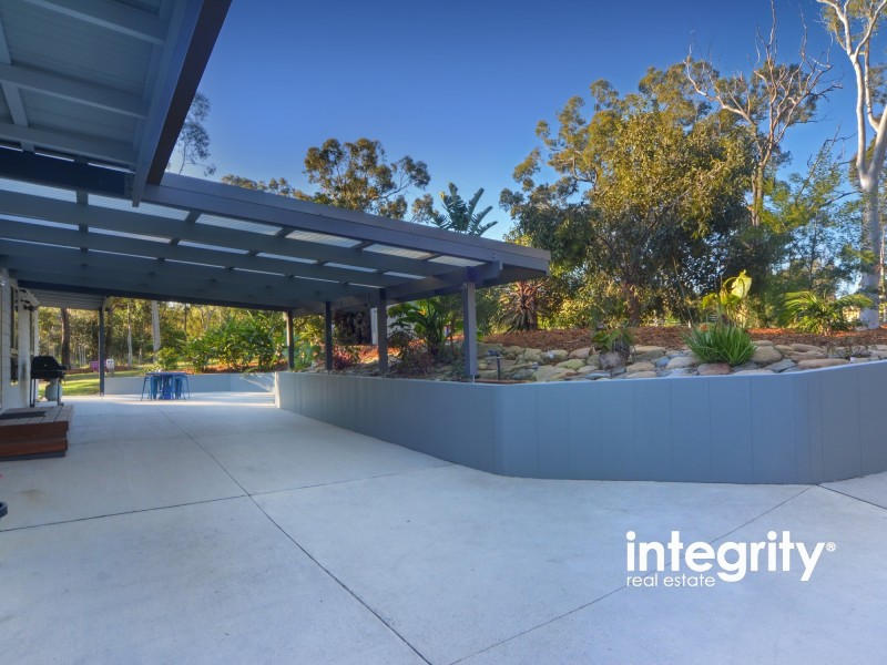 8 Hayward Road, Wandandian NSW 2540