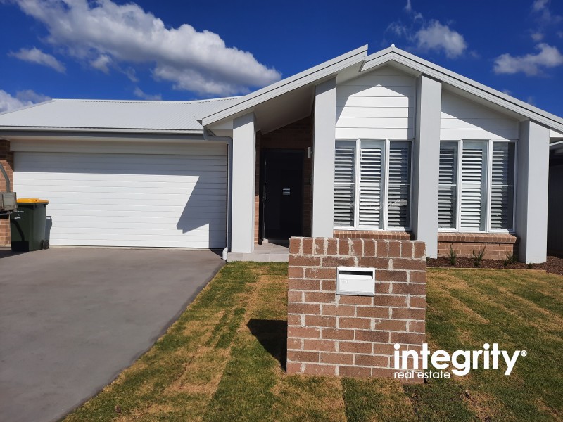 82 Caladenia Crescent, South Nowra NSW 2541