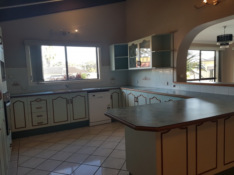 28 Dorothy Avenue, Basin View NSW 2540