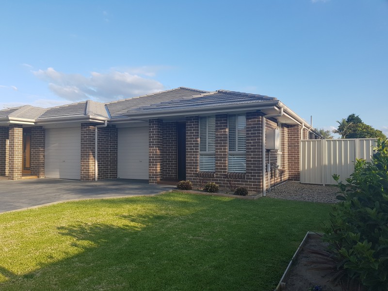 36B Birriley Street, Bomaderry NSW 2541