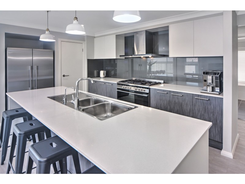 20 Jindalee Crescent, Nowra NSW 2541