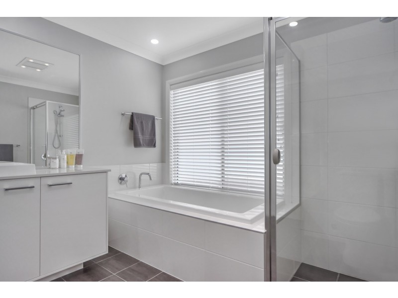 20 Jindalee Crescent, Nowra NSW 2541