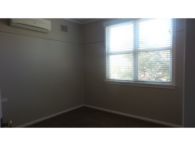 22 Tanang Street, Bomaderry NSW 2541
