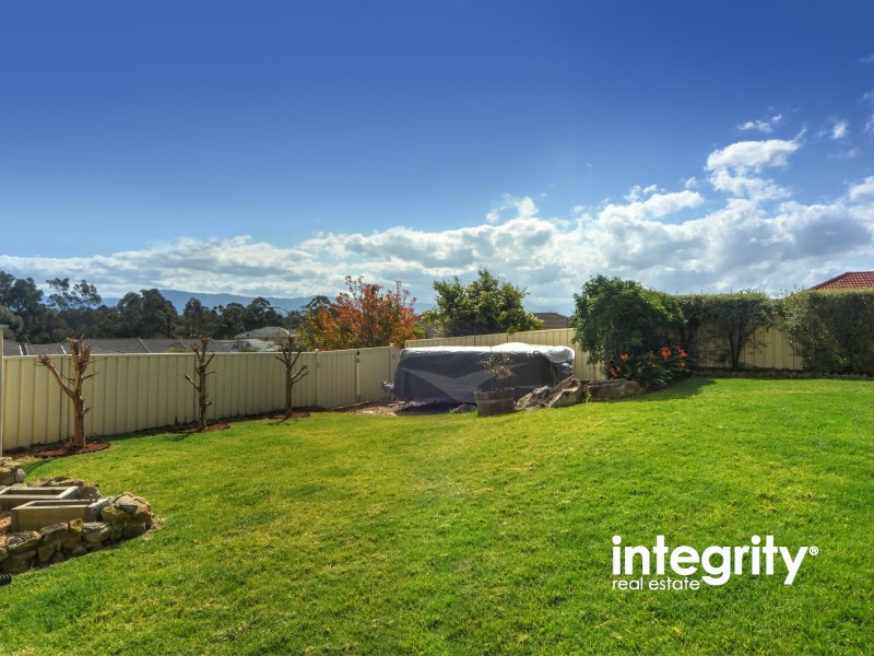 30 Carrington Park Drive, Nowra NSW 2541