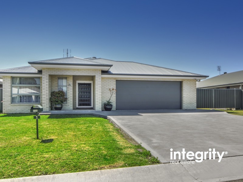 1 Bowerbird Street, South Nowra NSW 2541