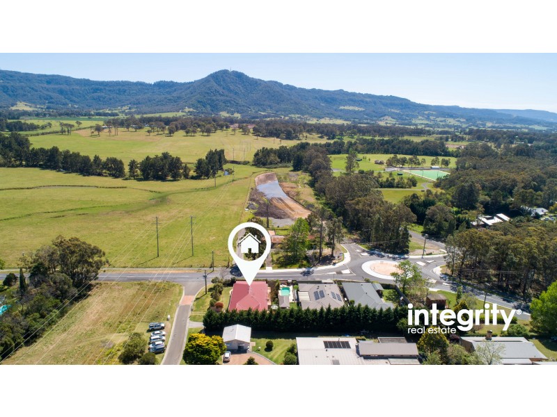 1 & 2/1A Karana Drive, North Nowra NSW 2541