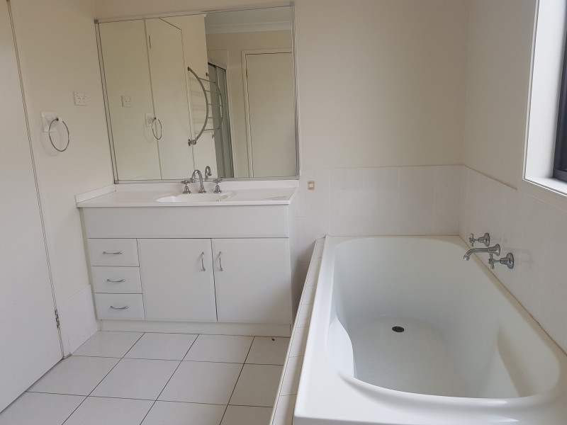 7 Almondbark Road, Worrigee NSW 2540