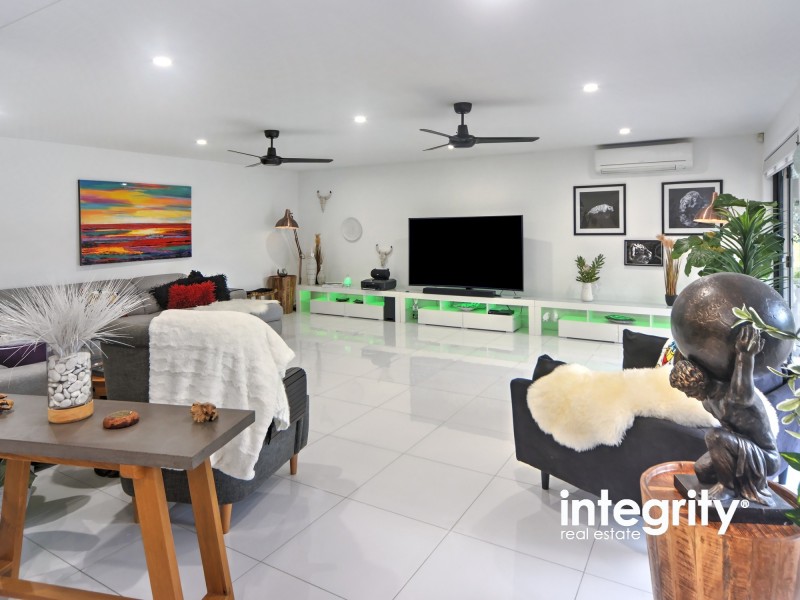 41 Lochaven Drive, Bangalee NSW 2541