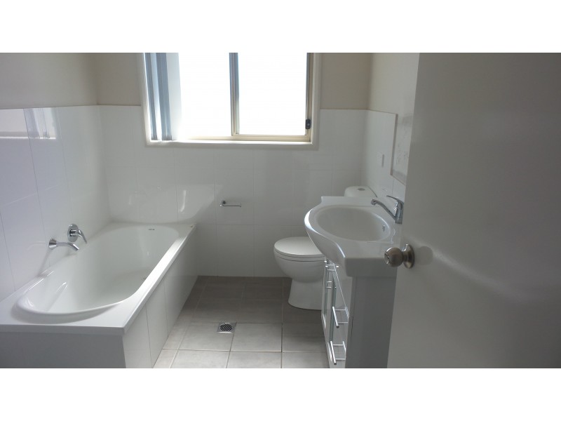 3/5 Elian Crescent, South Nowra NSW 2541