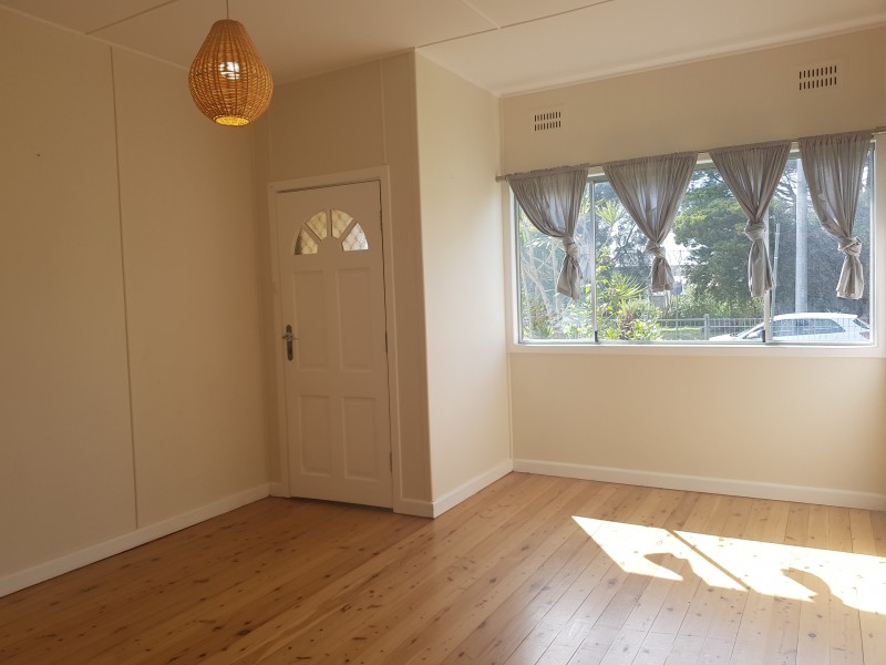 9 West Street, Greenwell Point NSW 2540