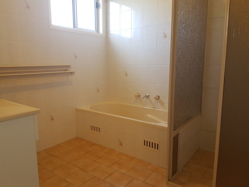 9 West Street, Greenwell Point NSW 2540