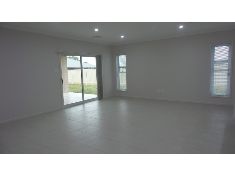 22 Brassia Rise, South Nowra NSW 2541