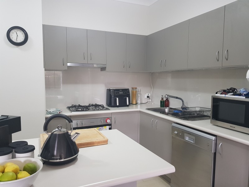 10/429A Princes Highway, Bomaderry NSW 2541