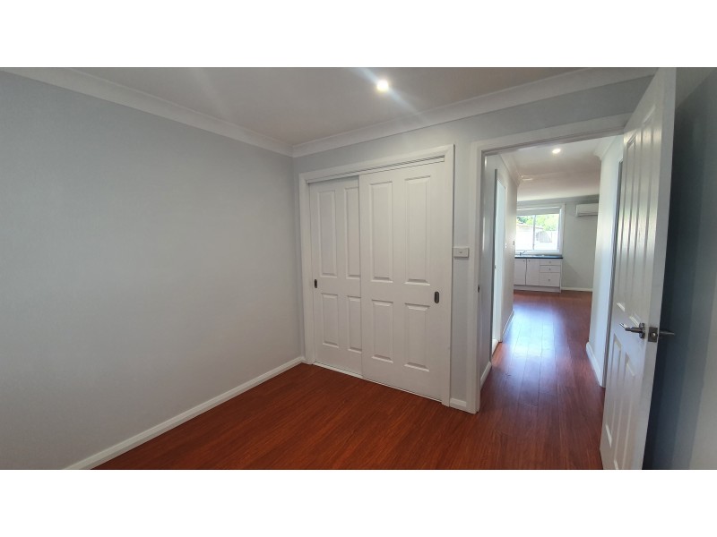 8a Albatross Road, Nowra NSW 2541