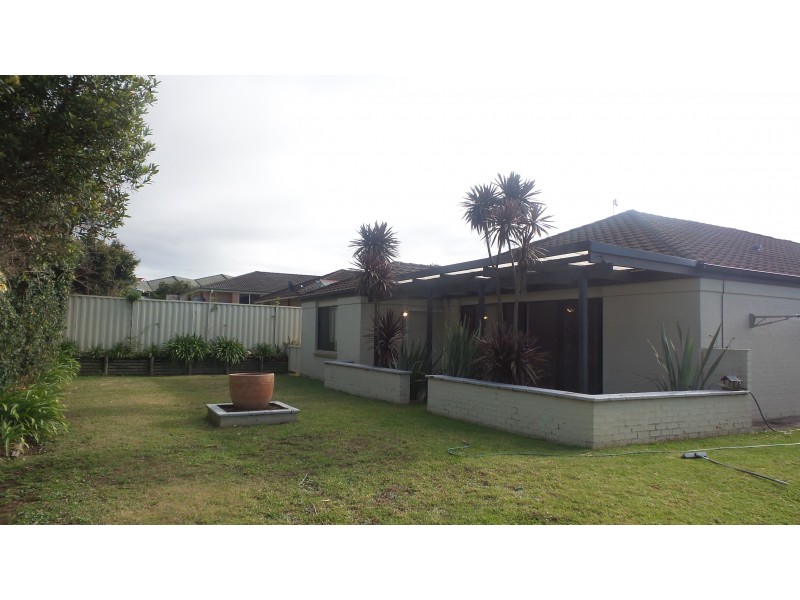 20 Hibiscus, Bomaderry NSW 2541