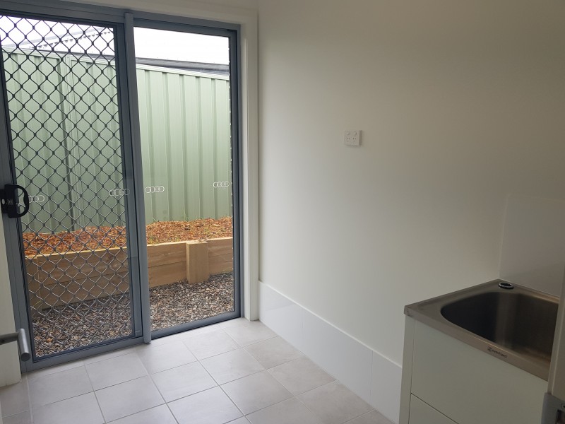 16 Adele Close, Nowra NSW 2541