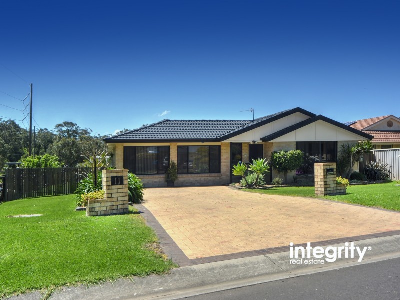 11 Lightwood Drive, West Nowra NSW 2541