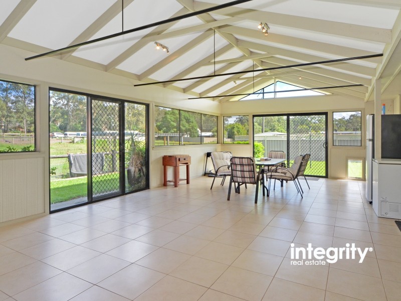 11 Lightwood Drive, West Nowra NSW 2541