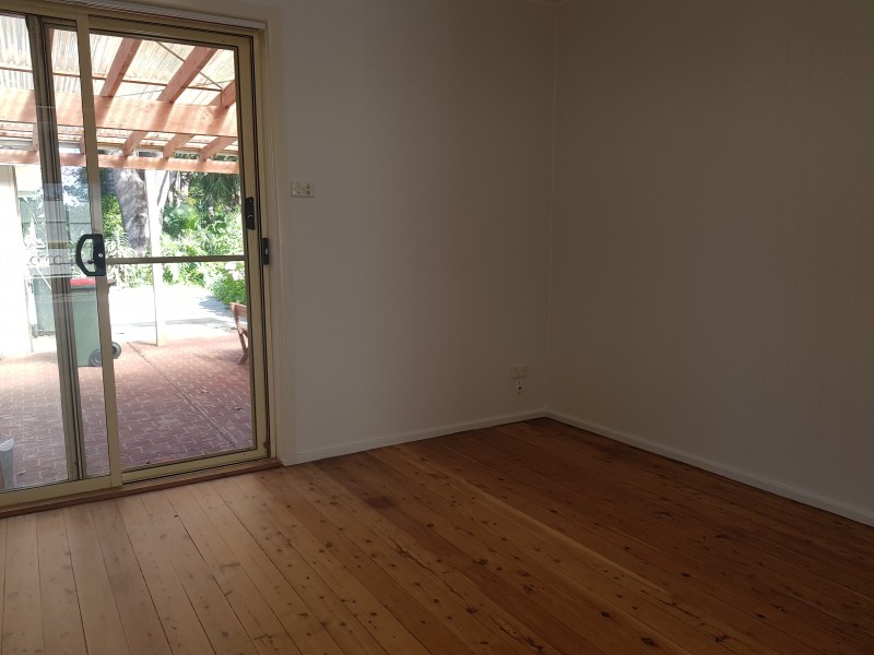 4 Crest Avenue, North Nowra NSW 2541