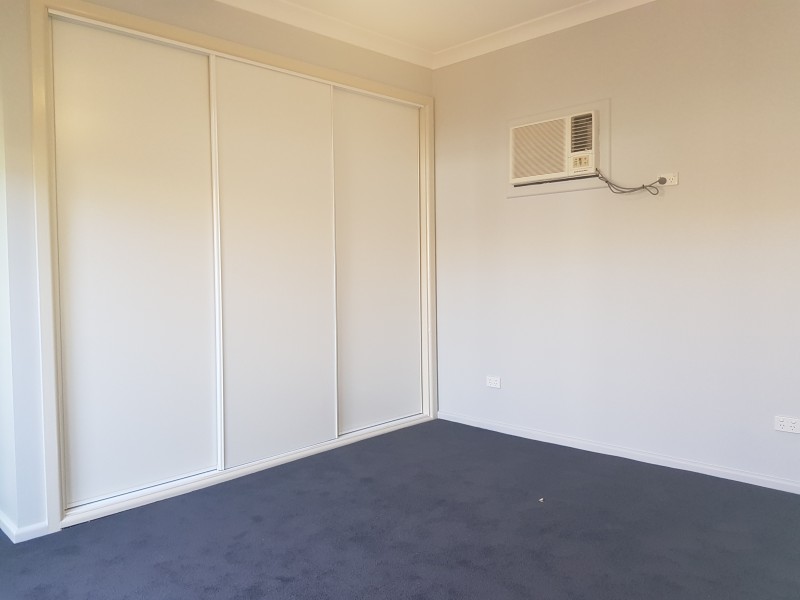 4 Crest Avenue, North Nowra NSW 2541