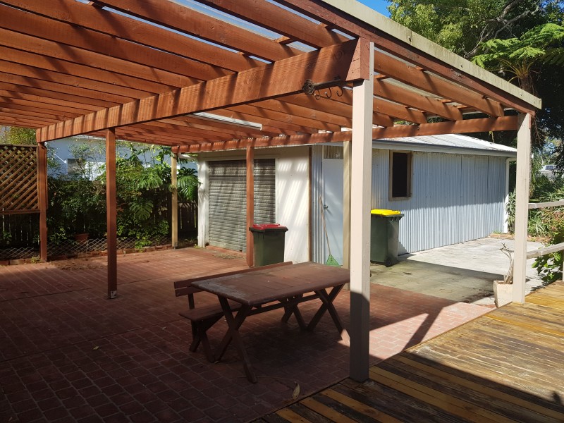 4 Crest Avenue, North Nowra NSW 2541