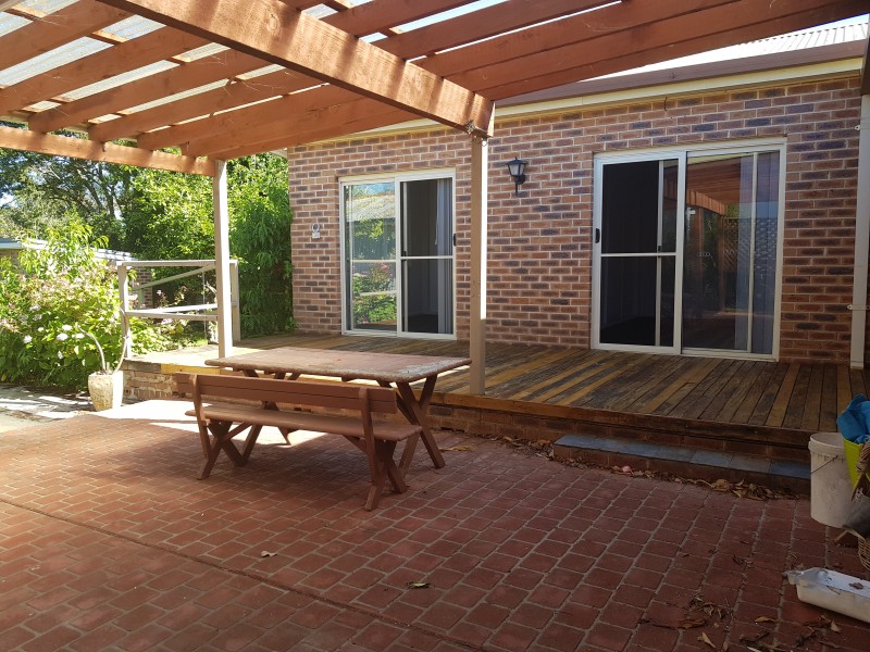 4 Crest Avenue, North Nowra NSW 2541
