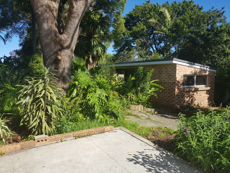 4 Crest Avenue, North Nowra NSW 2541