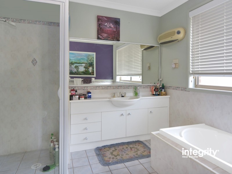 41 Burradoo Crescent, Nowra NSW 2541